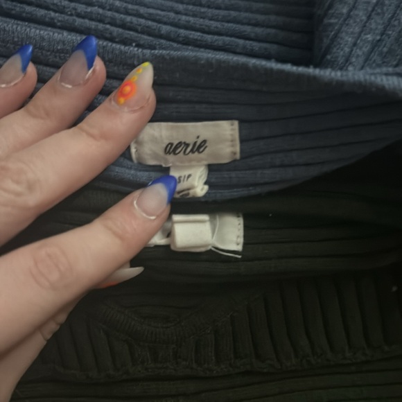 set of two aerie knit crop tops 💘 - Picture 3 of 3